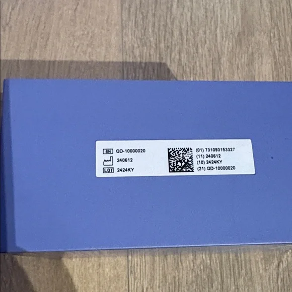 Anti-Blemish LED Pen CurrentBody - Picture 2 of 7